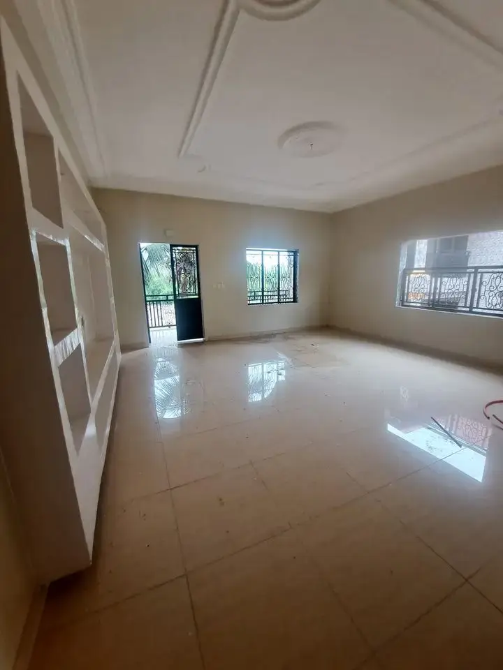 10_Appartement_a_Vendre_a_SANGOYAH_Conakry__20240622091103.jpeg